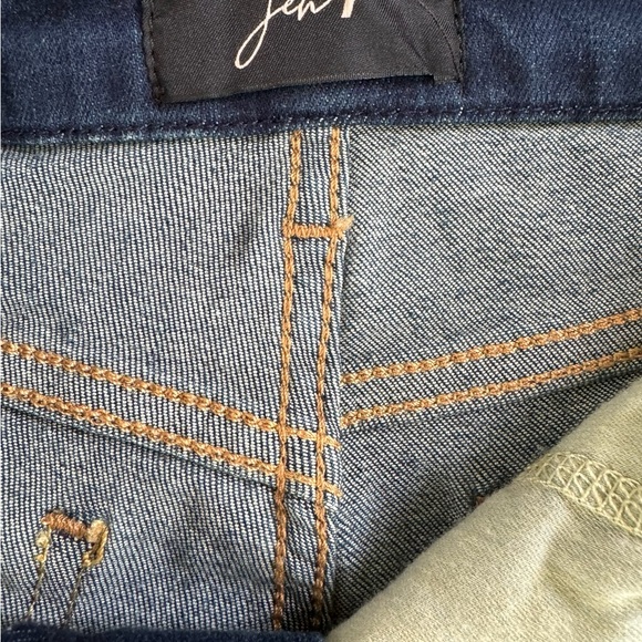 NWT 7 for all mankind Jen 7 shorts - Picture 5 of 13